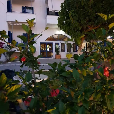 Aparthotel To Kyma 3*