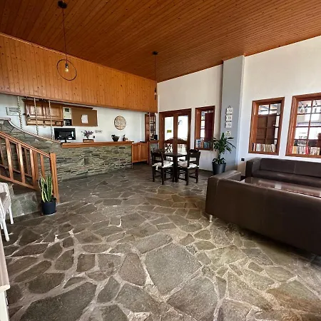 Aparthotel To Kyma