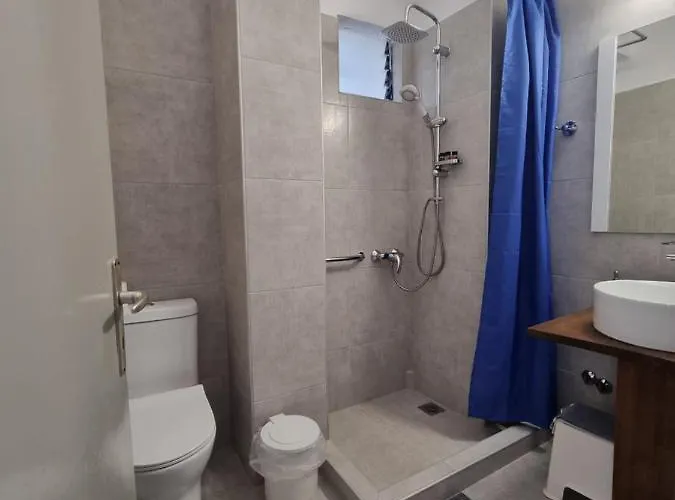 To Kyma 3* אמרינתוס