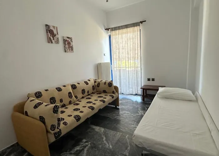 מלון דירות To Kyma 3*